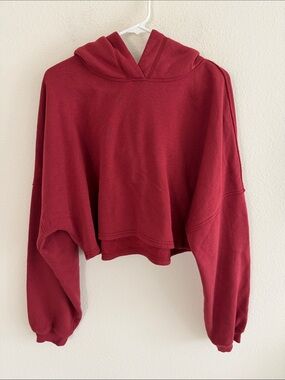 Savage x Fenty Xssential Cropped Fleece Hoodie  Cozy Sweatshirt Sweet Jam Red